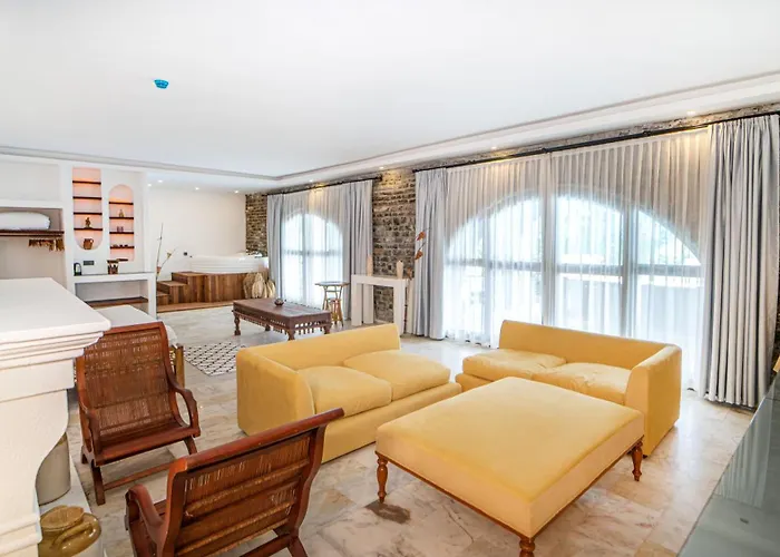 호텔 Bona Me Yalikavak *